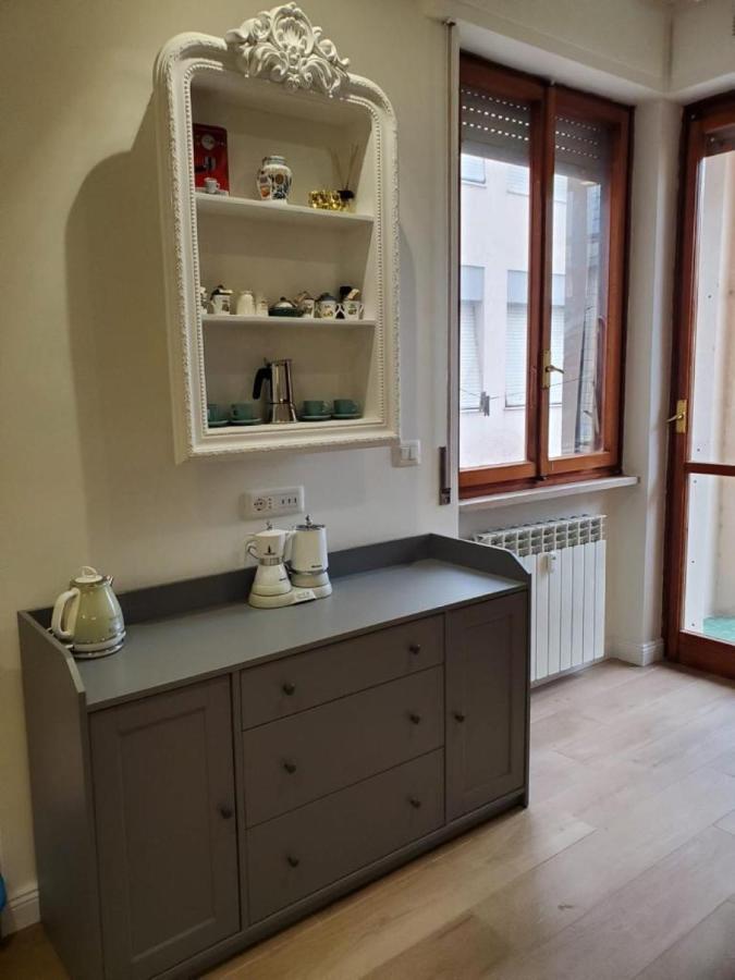Bright And Large Apartment Via Montegrappa Livorno Luaran gambar